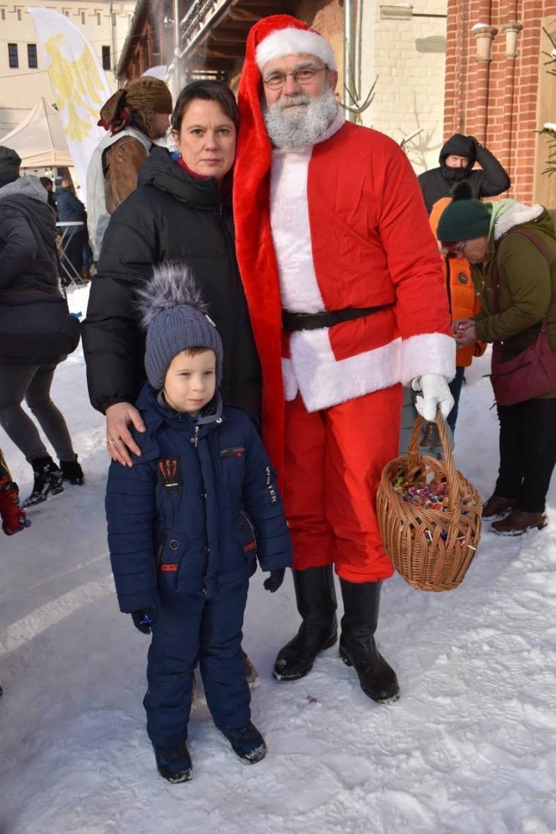 Zdjęcie w galerii na portalu naszraciborz.pl: Mikołaj zszedł z drabiny. Zamkowy jarmark za nami [FOTO i WIDEO] wiadomości z regionu