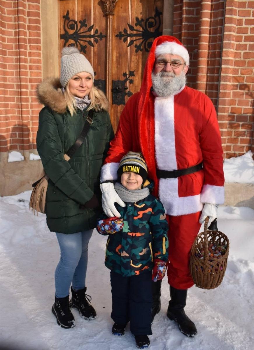 Zdjęcie w galerii na portalu naszraciborz.pl: Mikołaj zszedł z drabiny. Zamkowy jarmark za nami [FOTO i WIDEO] wiadomości z regionu