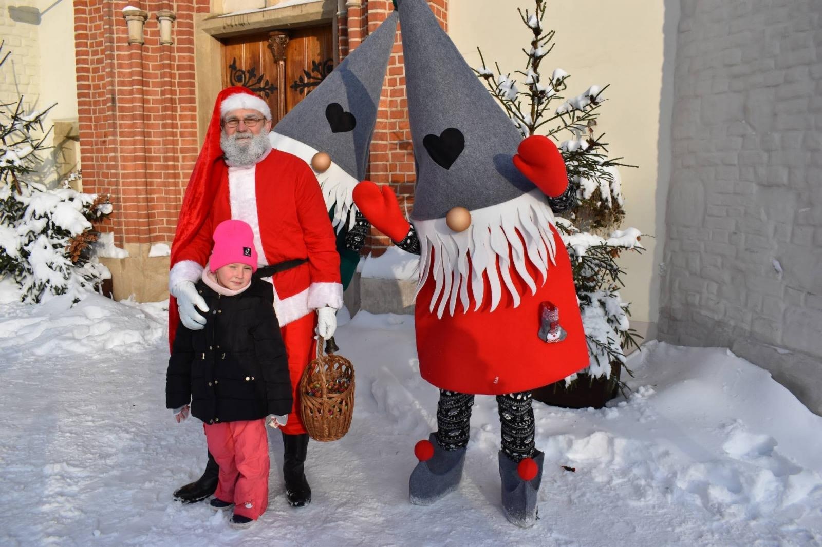 Zdjęcie w galerii na portalu naszraciborz.pl: Mikołaj zszedł z drabiny. Zamkowy jarmark za nami [FOTO i WIDEO] wiadomości z regionu