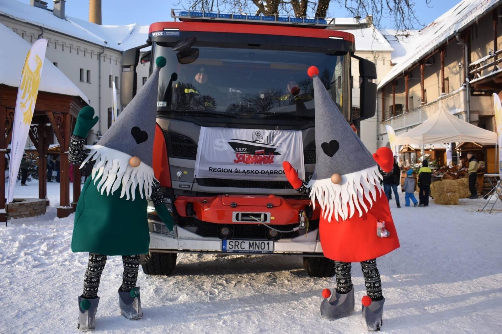 Zdjęcie w galerii na portalu naszraciborz.pl: Mikołaj zszedł z drabiny. Zamkowy jarmark za nami [FOTO i WIDEO] wiadomości z regionu