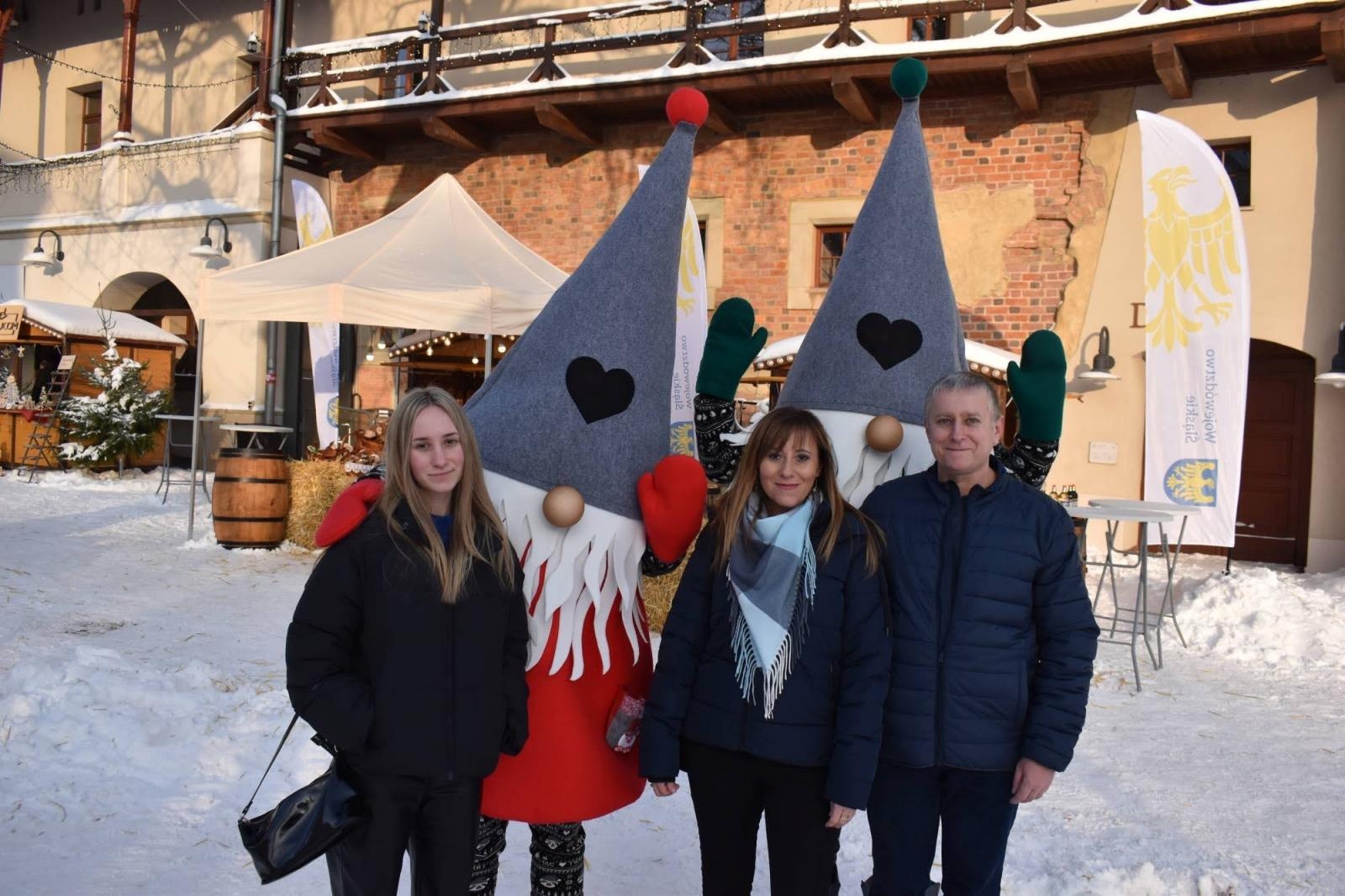 Zdjęcie w galerii na portalu naszraciborz.pl: Mikołaj zszedł z drabiny. Zamkowy jarmark za nami [FOTO i WIDEO] wiadomości z regionu
