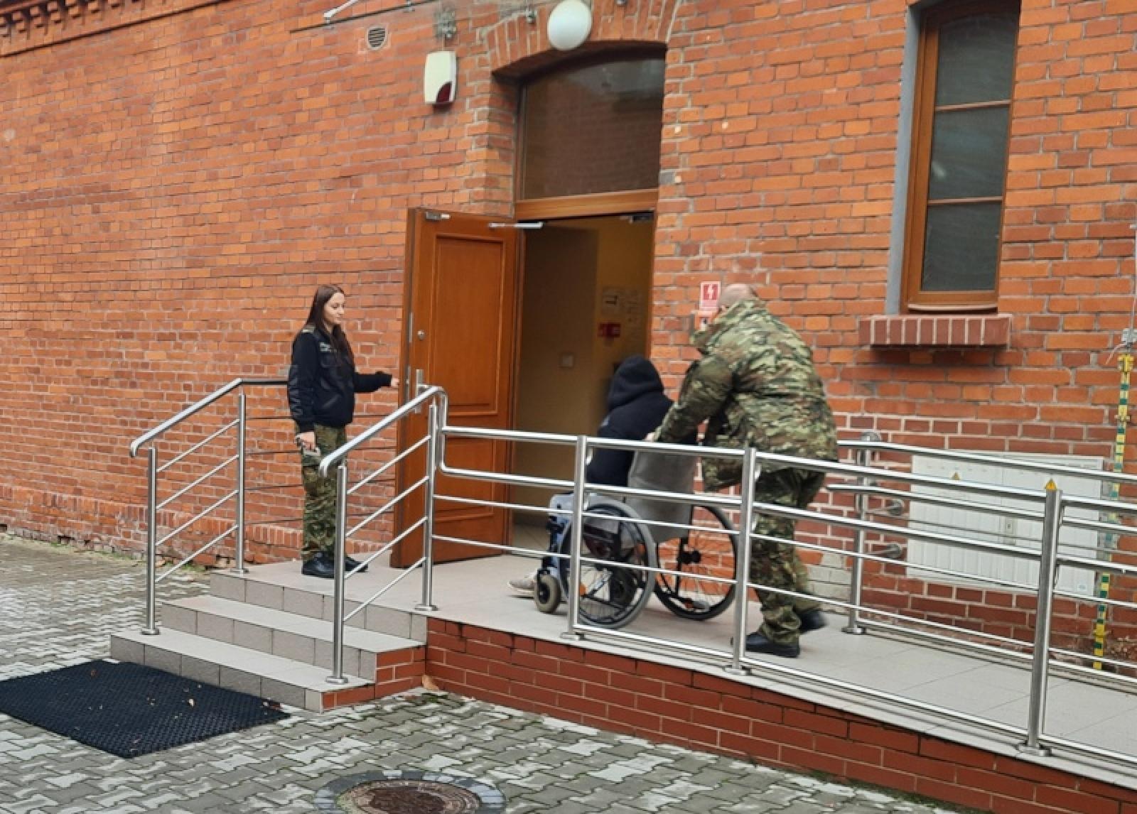 Zdjęcie w galerii na portalu naszraciborz.pl: Dwoje Mołdawian podejrzanych o handel ludźmi wiadomości z regionu