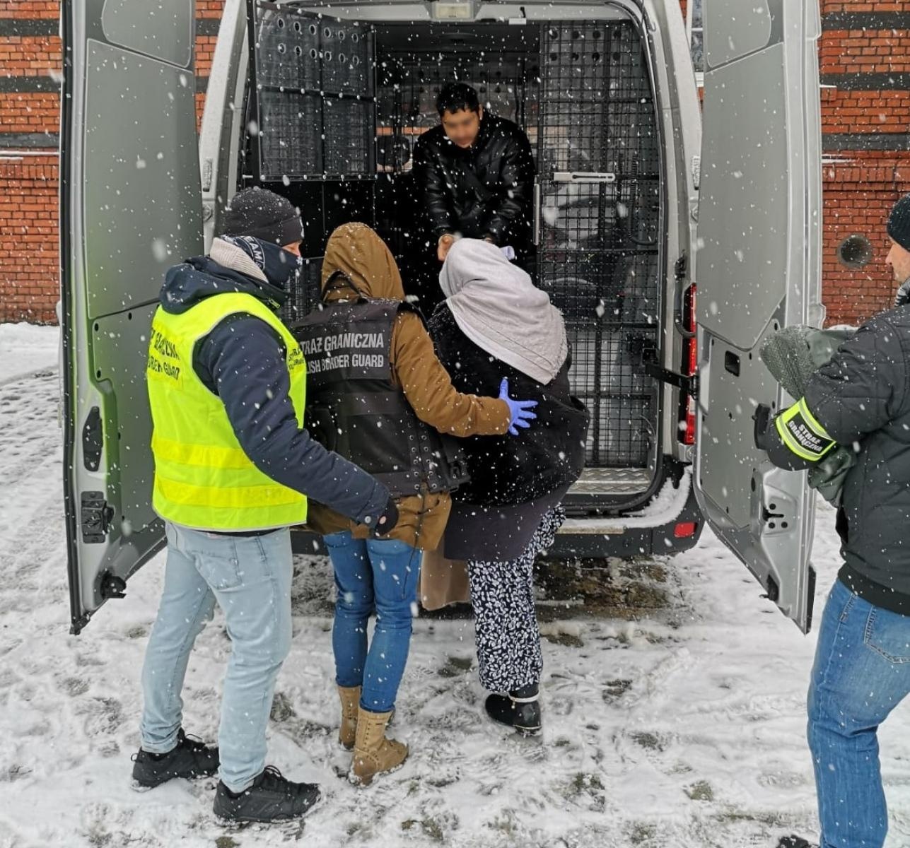 Zdjęcie w galerii na portalu naszraciborz.pl: Dwoje Mołdawian podejrzanych o handel ludźmi wiadomości z regionu