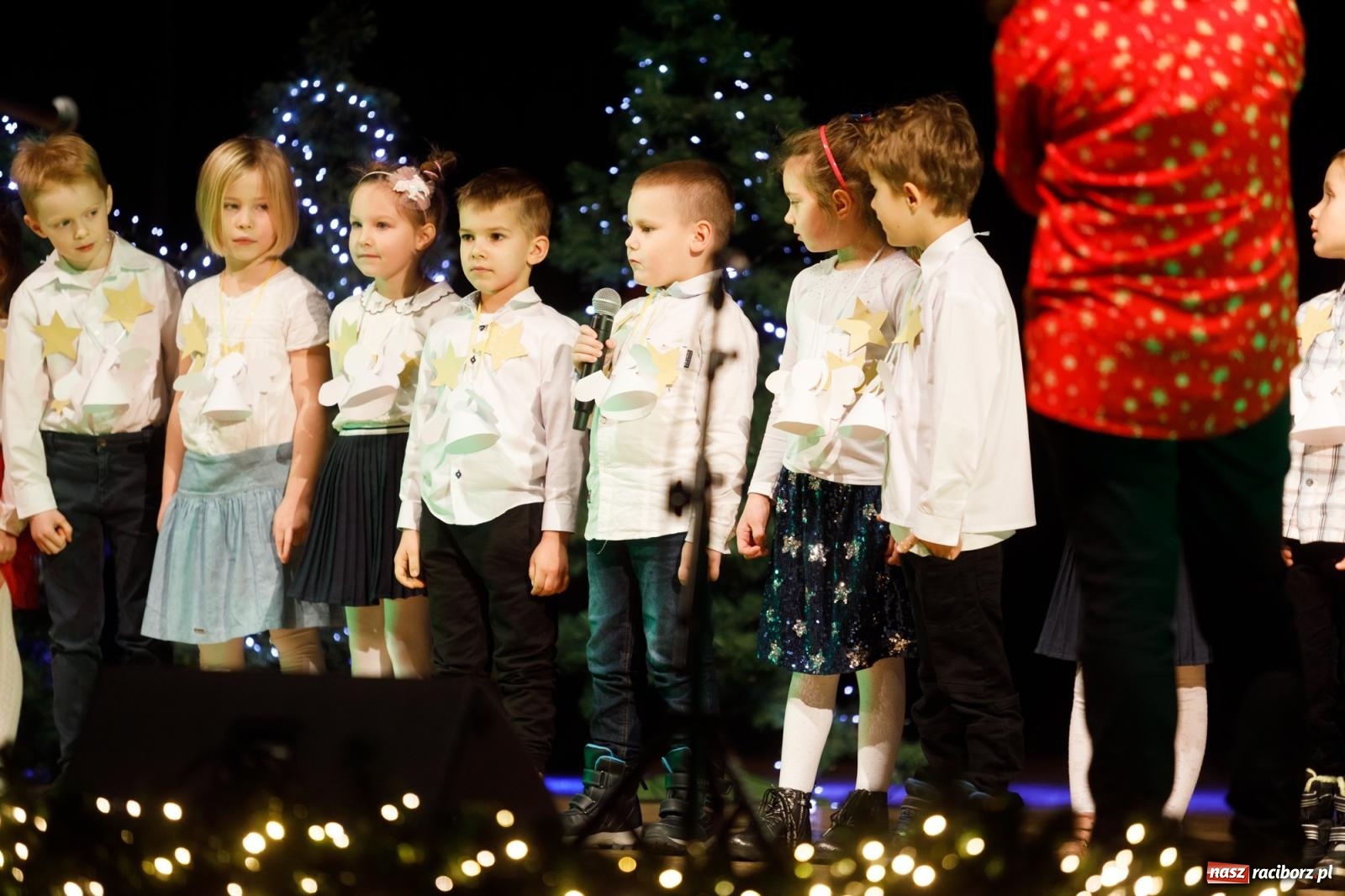 Zdjęcie w galerii na portalu naszraciborz.pl: Przegląd kolęd i piosenek świątecznych w RCK wiadomości z regionu