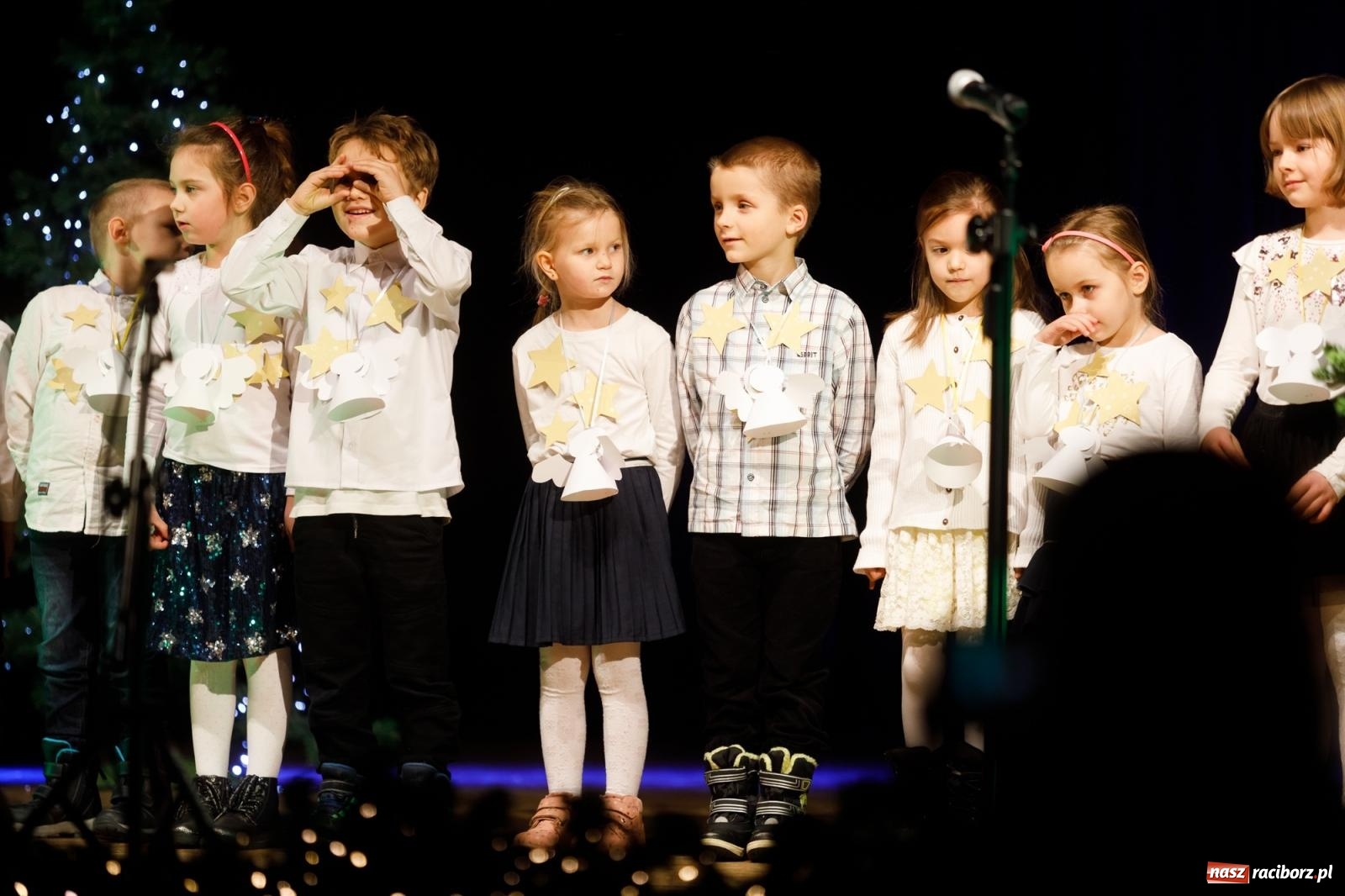 Zdjęcie w galerii na portalu naszraciborz.pl: Przegląd kolęd i piosenek świątecznych w RCK wiadomości z regionu