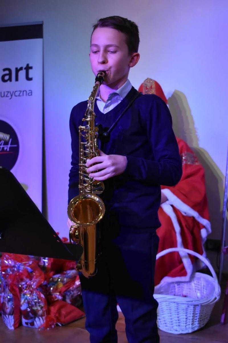 Zdjęcie w galerii na portalu naszraciborz.pl: Świąteczne rytmy zabrzmiały na zamku wiadomości z regionu