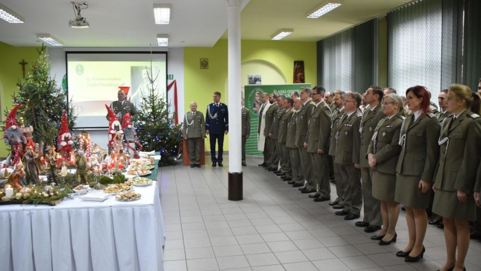 Zdjęcie w galerii na portalu naszraciborz.pl: Świąteczne spotkania opłatkowe u śląskich pograniczników wiadomości z regionu