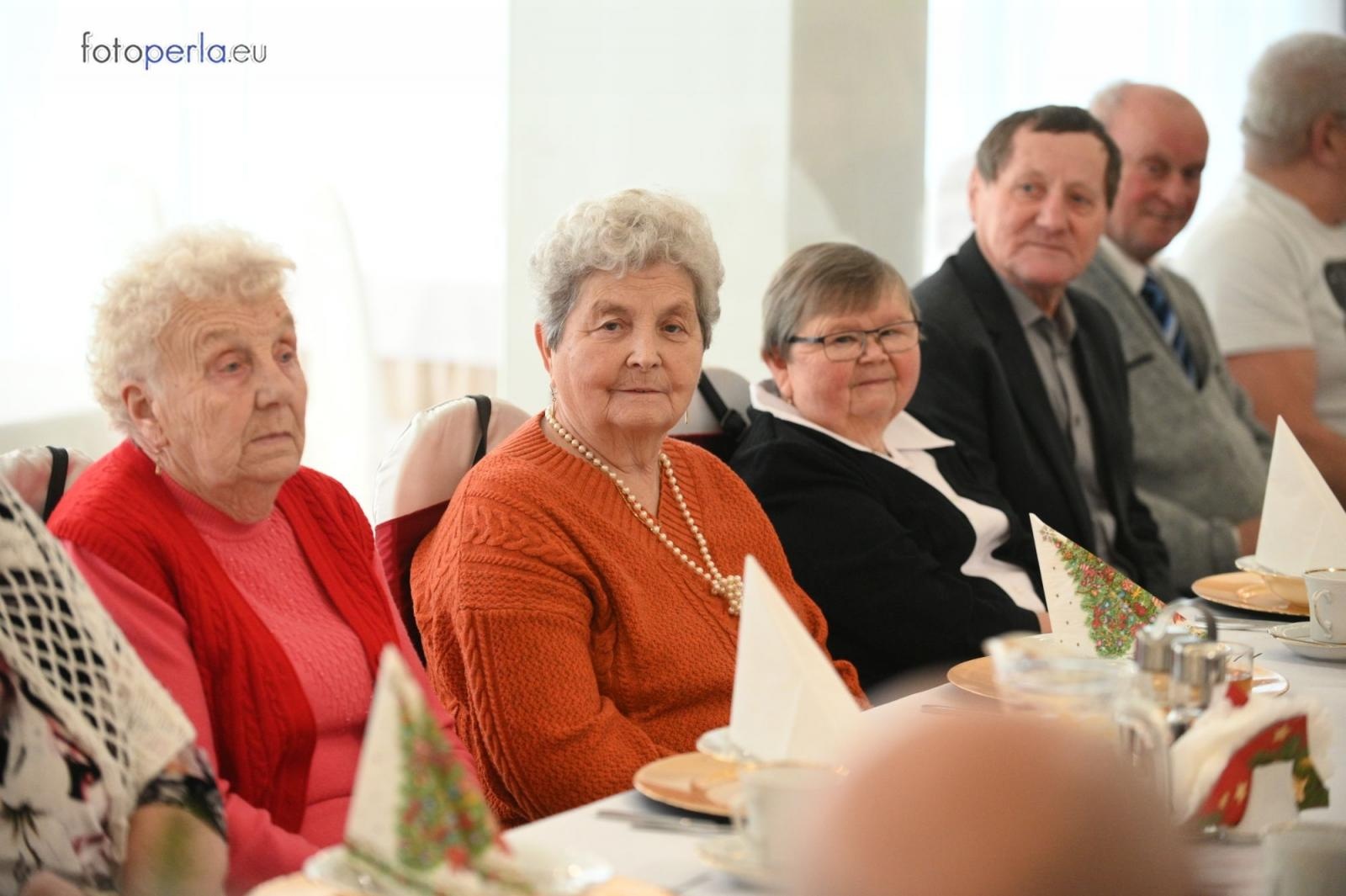 Zdjęcie w galerii na portalu naszraciborz.pl: Wigilia w Perle. Jan Basista od lat dba o samotnych z gminy Krzanowice wiadomości z regionu