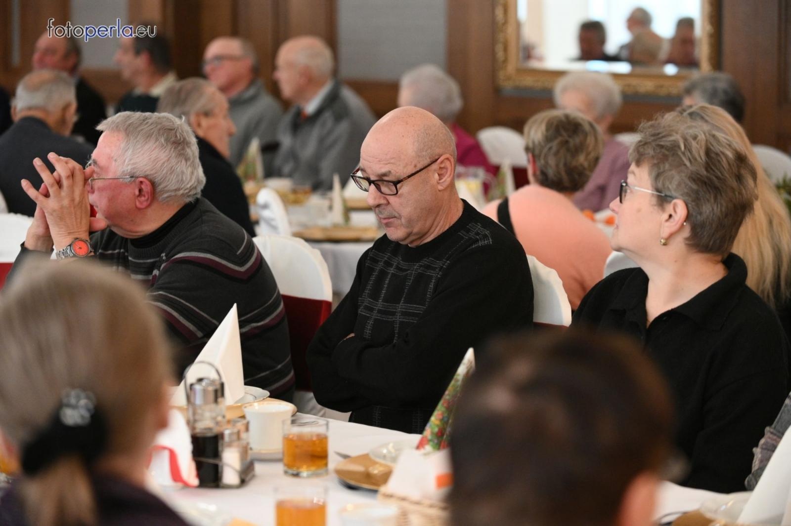 Zdjęcie w galerii na portalu naszraciborz.pl: Wigilia w Perle. Jan Basista od lat dba o samotnych z gminy Krzanowice wiadomości z regionu