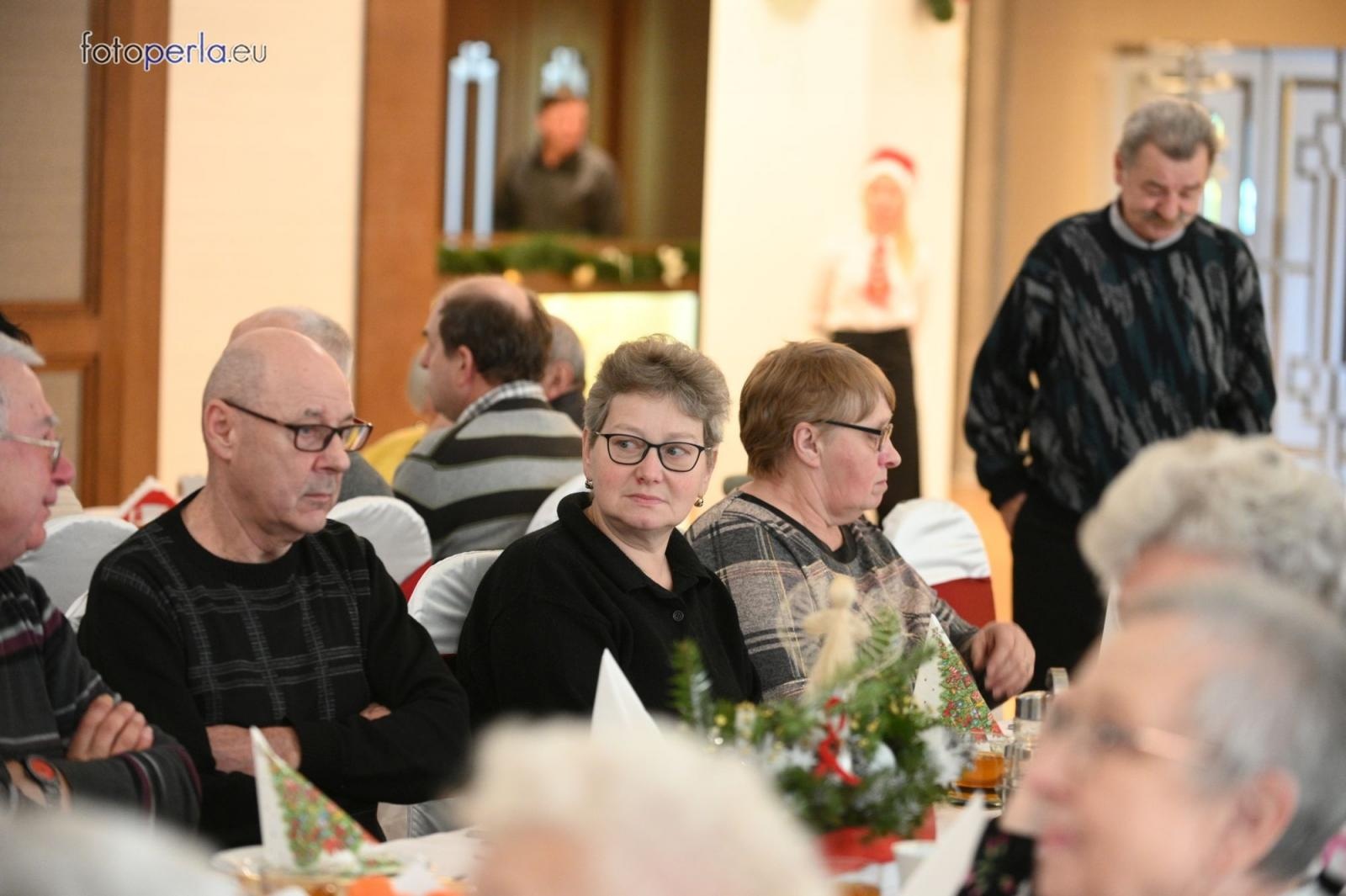 Zdjęcie w galerii na portalu naszraciborz.pl: Wigilia w Perle. Jan Basista od lat dba o samotnych z gminy Krzanowice wiadomości z regionu