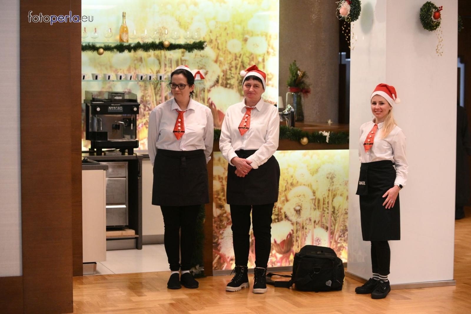 Zdjęcie w galerii na portalu naszraciborz.pl: Wigilia w Perle. Jan Basista od lat dba o samotnych z gminy Krzanowice wiadomości z regionu