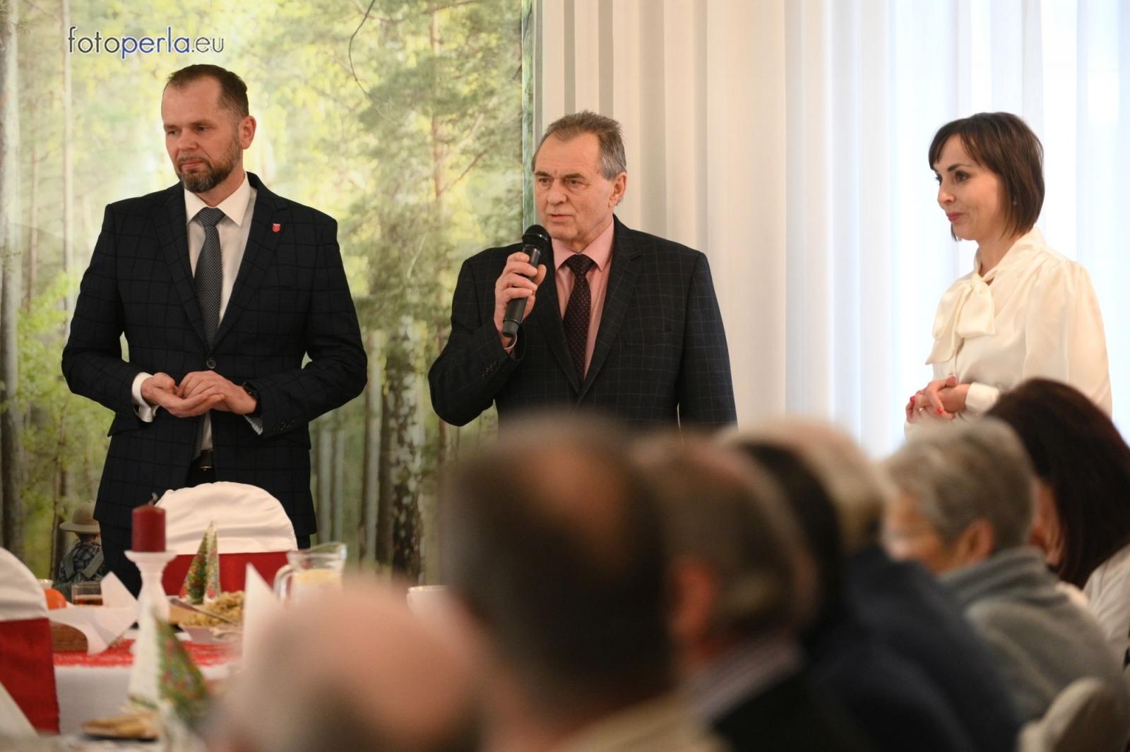 Zdjęcie w galerii na portalu naszraciborz.pl: Wigilia w Perle. Jan Basista od lat dba o samotnych z gminy Krzanowice wiadomości z regionu