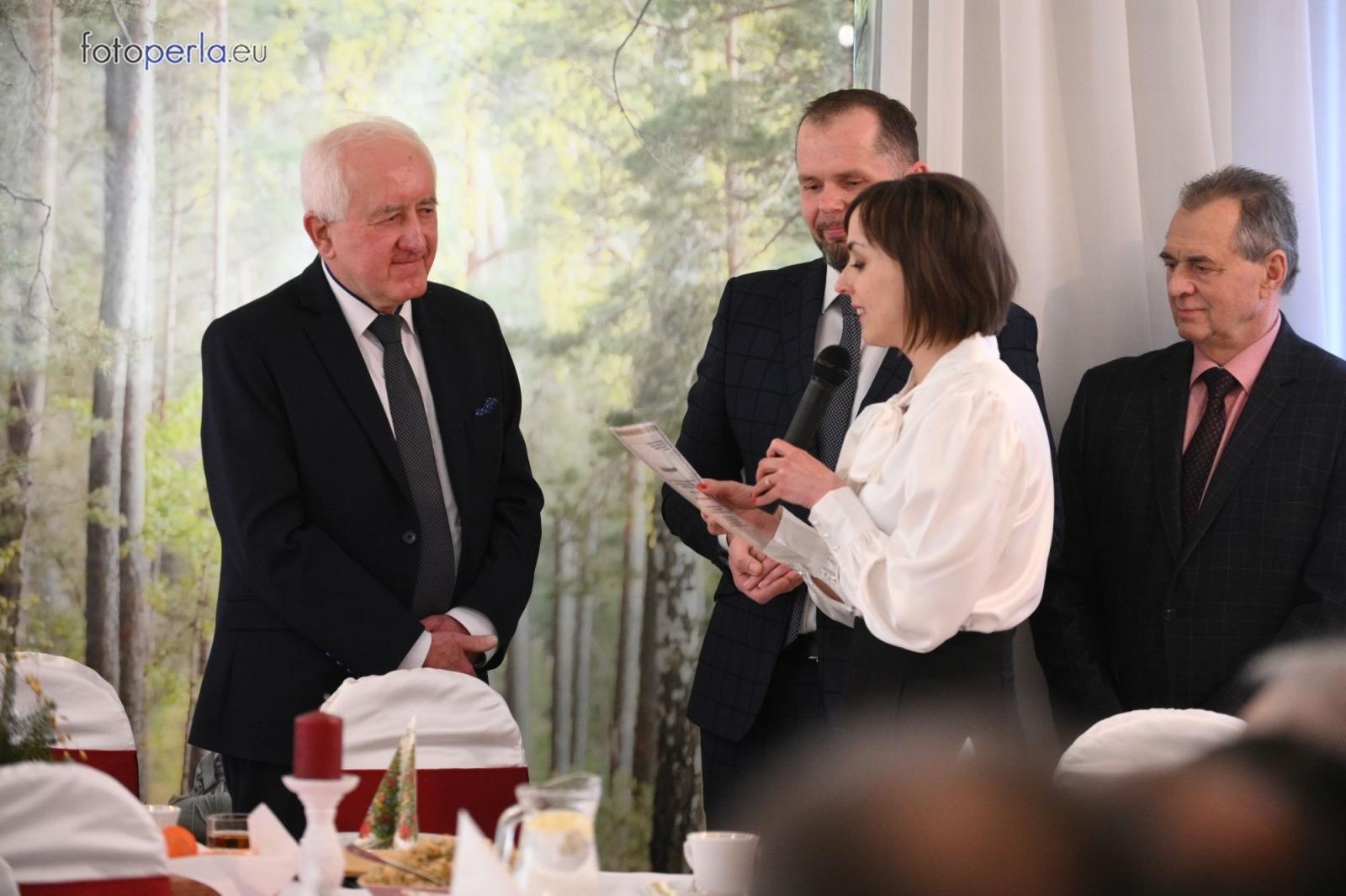 Zdjęcie w galerii na portalu naszraciborz.pl: Wigilia w Perle. Jan Basista od lat dba o samotnych z gminy Krzanowice wiadomości z regionu