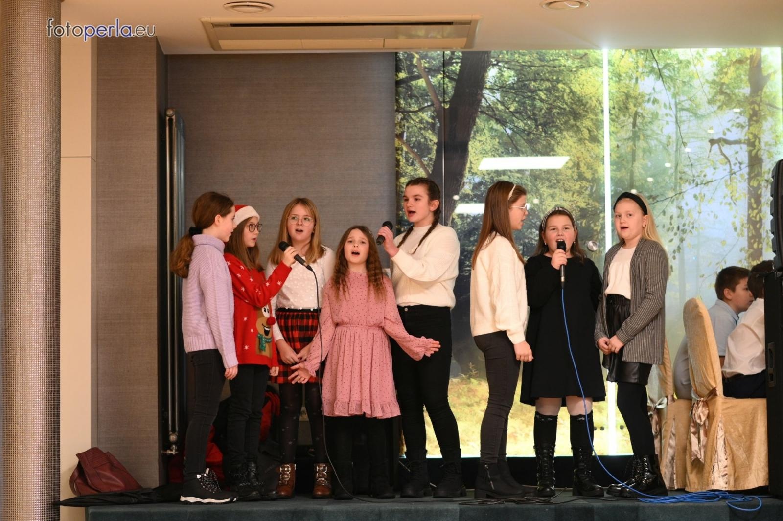 Zdjęcie w galerii na portalu naszraciborz.pl: Wigilia w Perle. Jan Basista od lat dba o samotnych z gminy Krzanowice wiadomości z regionu