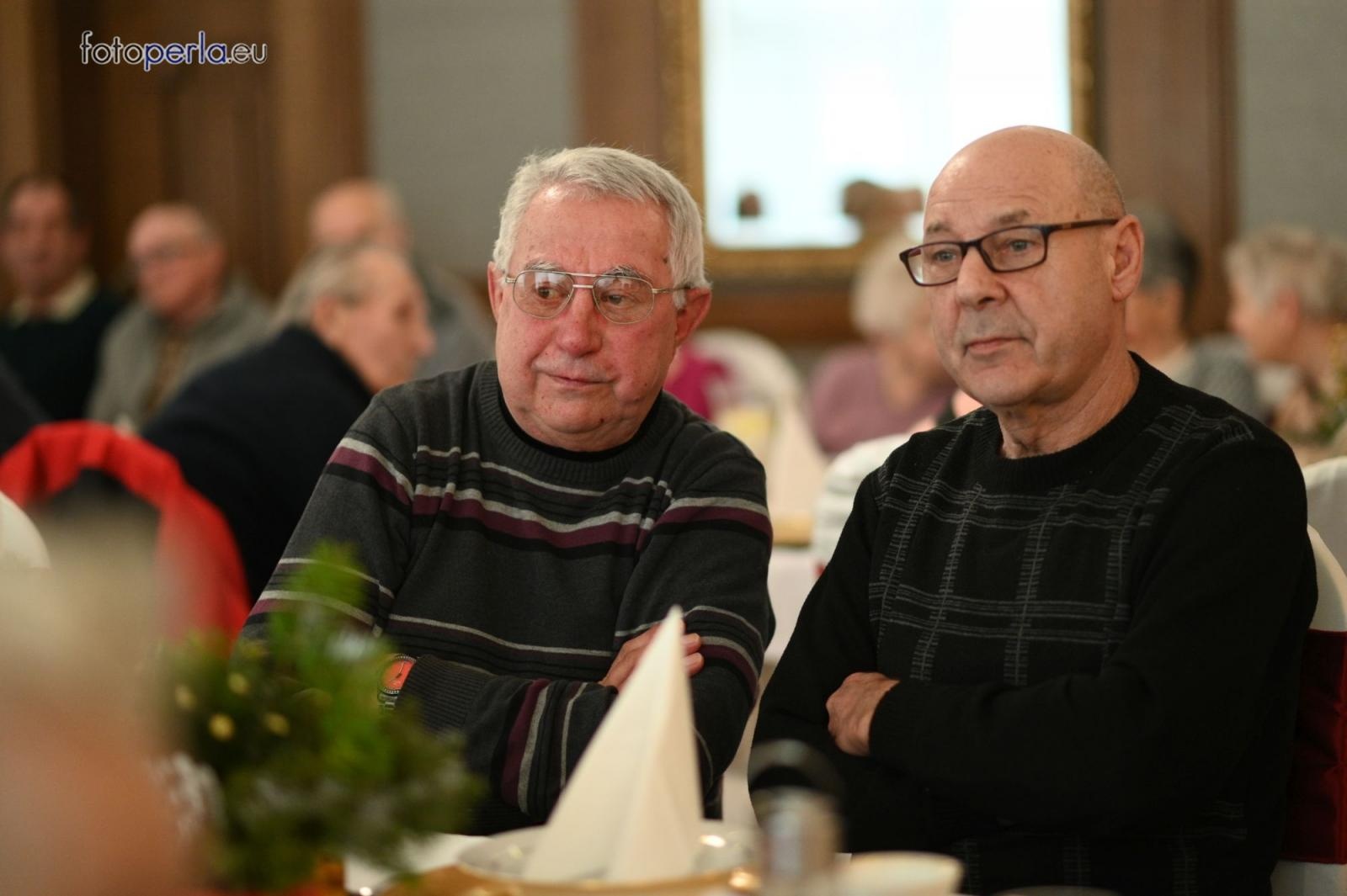 Zdjęcie w galerii na portalu naszraciborz.pl: Wigilia w Perle. Jan Basista od lat dba o samotnych z gminy Krzanowice wiadomości z regionu