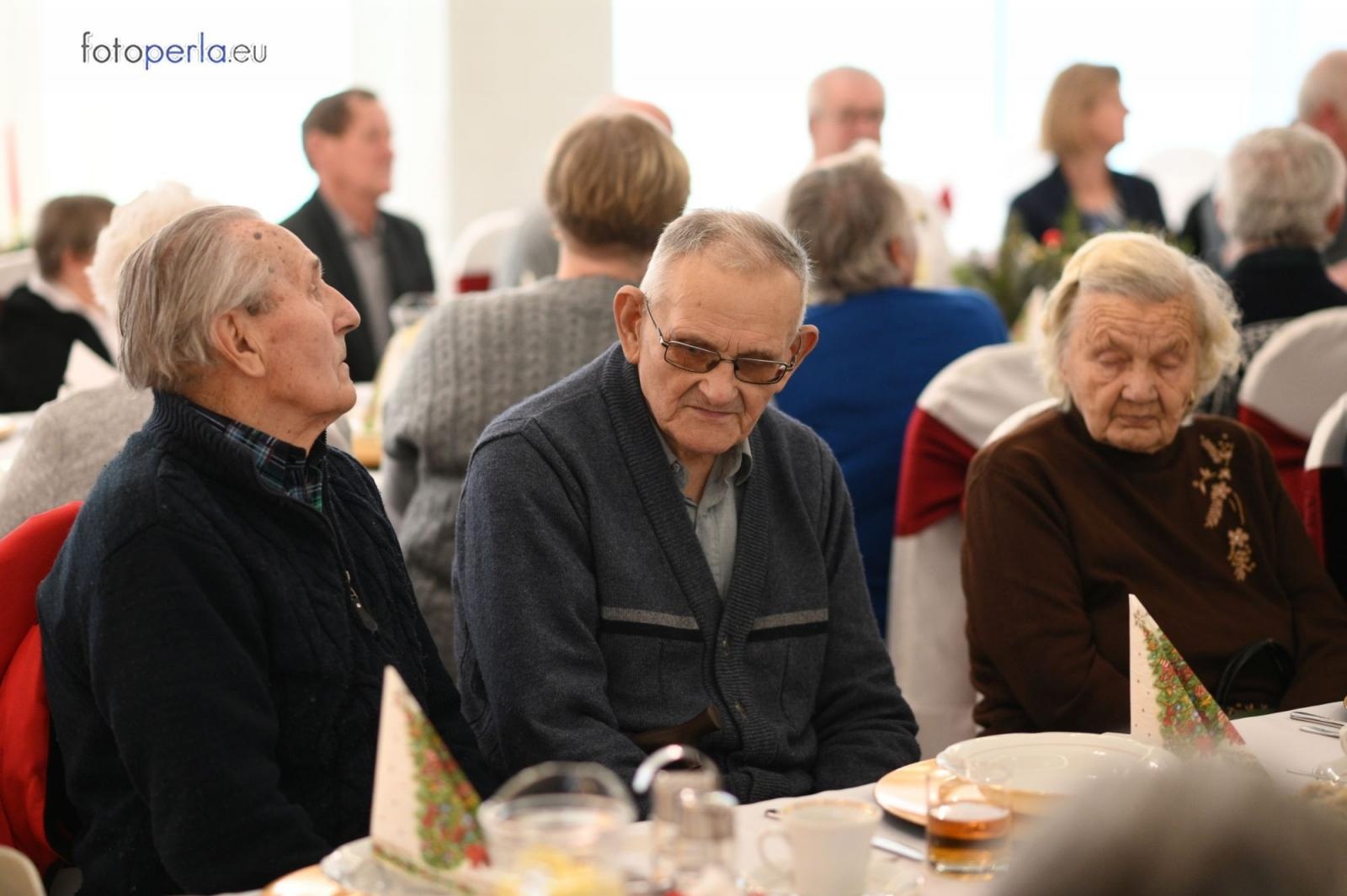Zdjęcie w galerii na portalu naszraciborz.pl: Wigilia w Perle. Jan Basista od lat dba o samotnych z gminy Krzanowice wiadomości z regionu