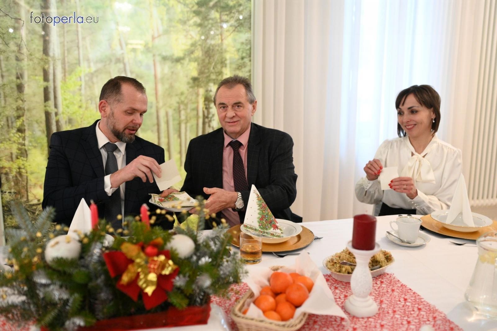 Zdjęcie w galerii na portalu naszraciborz.pl: Wigilia w Perle. Jan Basista od lat dba o samotnych z gminy Krzanowice wiadomości z regionu