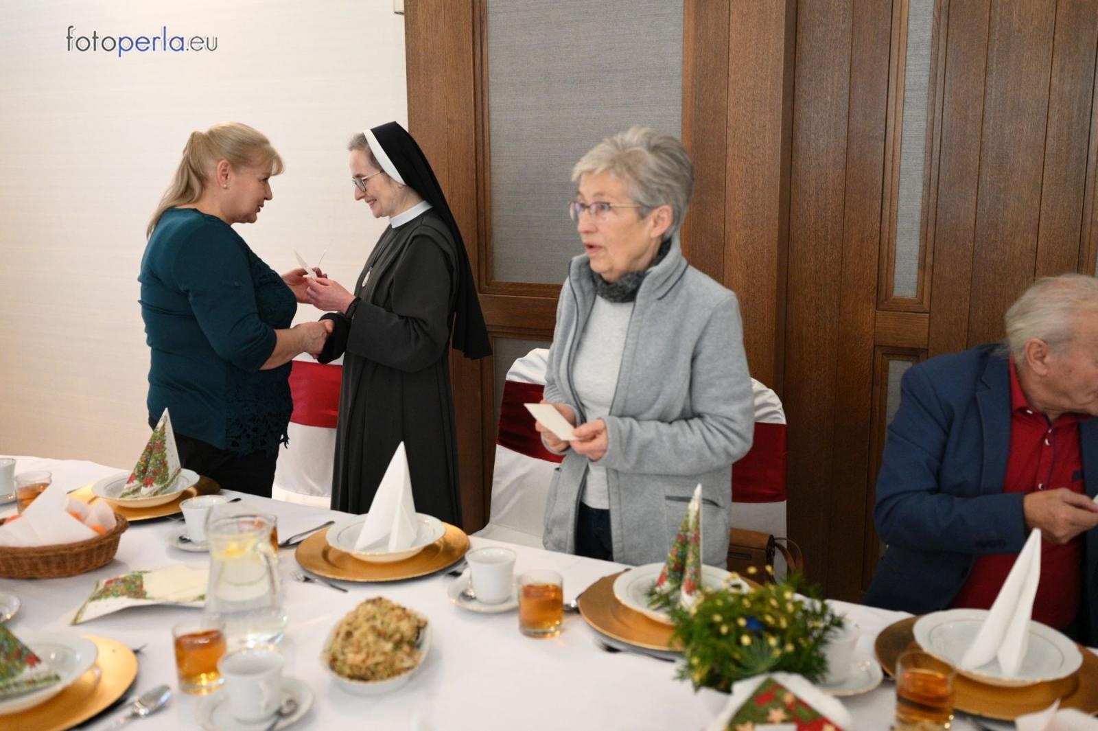 Zdjęcie w galerii na portalu naszraciborz.pl: Wigilia w Perle. Jan Basista od lat dba o samotnych z gminy Krzanowice wiadomości z regionu