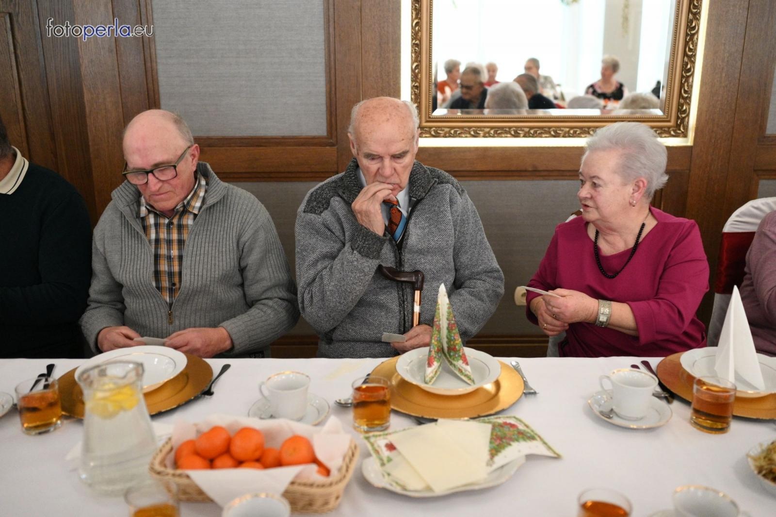 Zdjęcie w galerii na portalu naszraciborz.pl: Wigilia w Perle. Jan Basista od lat dba o samotnych z gminy Krzanowice wiadomości z regionu