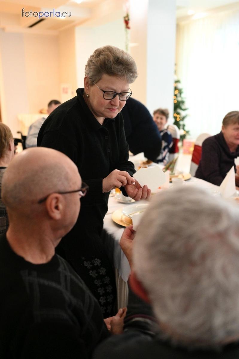 Zdjęcie w galerii na portalu naszraciborz.pl: Wigilia w Perle. Jan Basista od lat dba o samotnych z gminy Krzanowice wiadomości z regionu