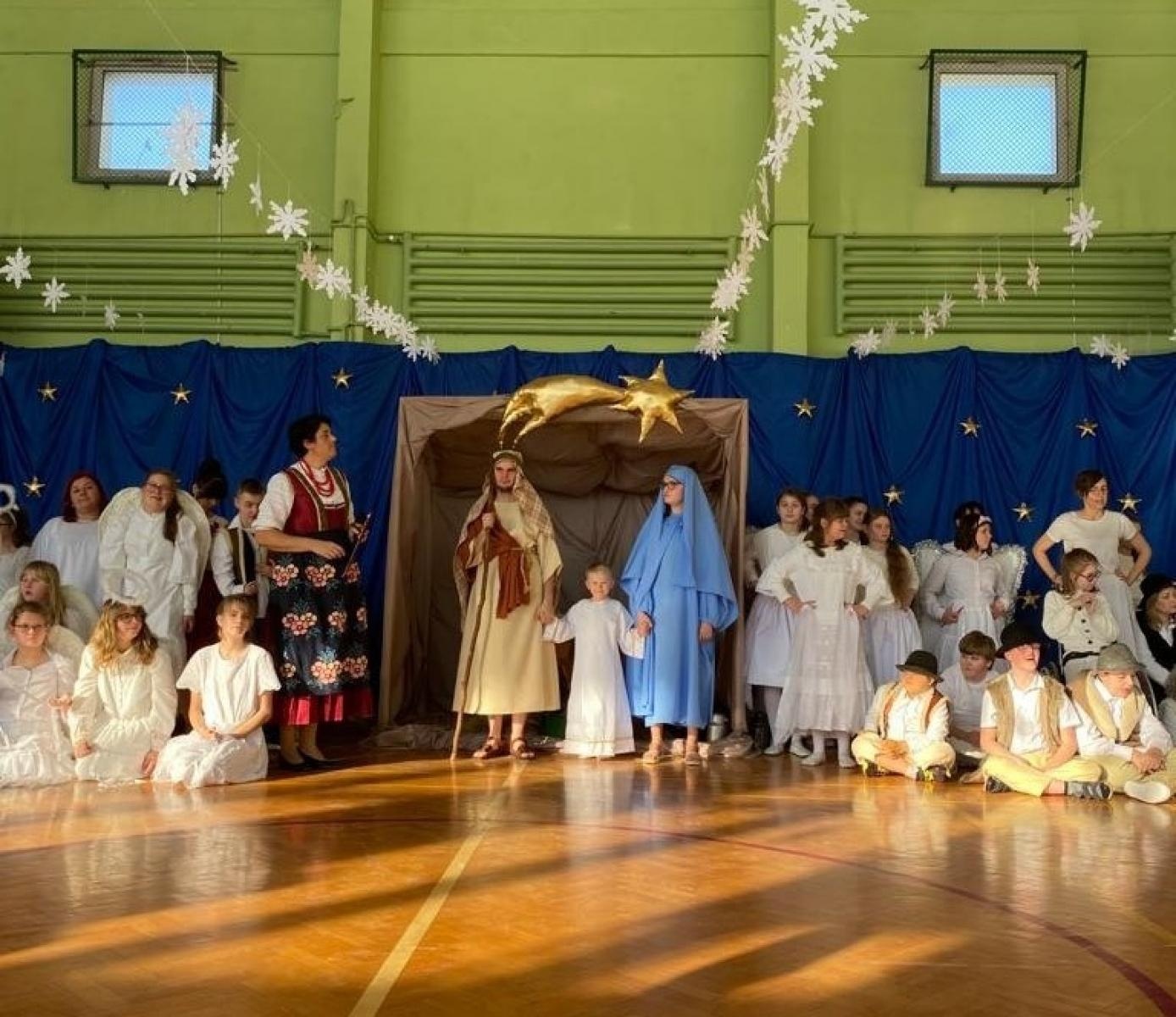 Zdjęcie w galerii na portalu naszraciborz.pl: Niepowtarzalne jasełka w Zespole Szkół Specjalnych [FOTO i WIDEO] wiadomości z regionu