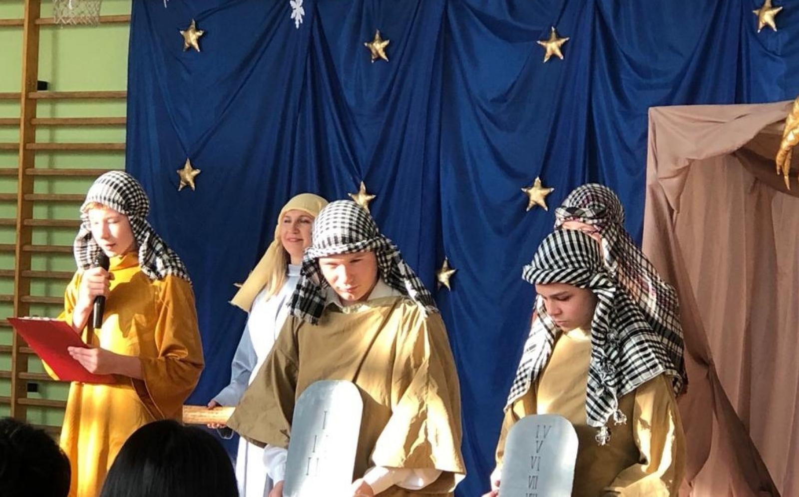 Zdjęcie w galerii na portalu naszraciborz.pl: Niepowtarzalne jasełka w Zespole Szkół Specjalnych [FOTO i WIDEO] wiadomości z regionu