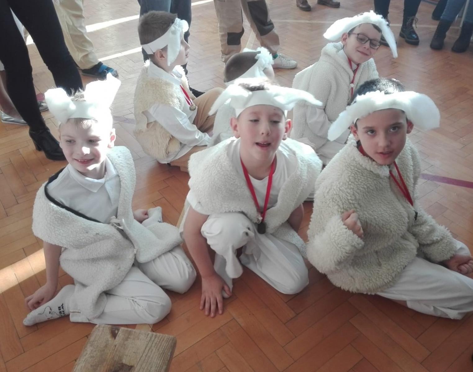 Zdjęcie w galerii na portalu naszraciborz.pl: Niepowtarzalne jasełka w Zespole Szkół Specjalnych [FOTO i WIDEO] wiadomości z regionu