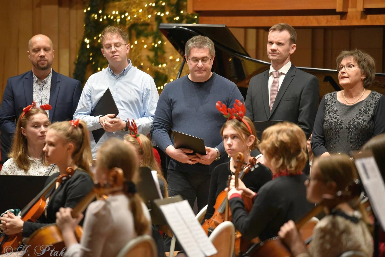 Zdjęcie w galerii na portalu naszraciborz.pl: Koncert kolędowy w raciborskiej szkole muzycznej [FOTO i WIDEO] wiadomości z regionu