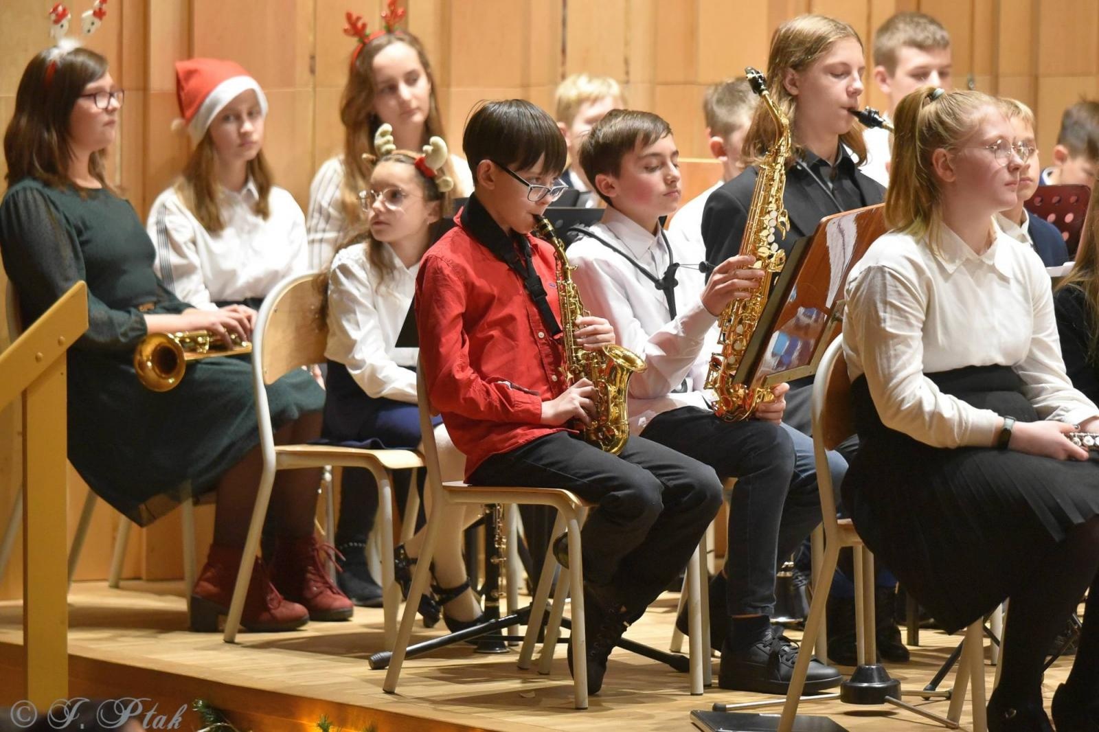 Zdjęcie w galerii na portalu naszraciborz.pl: Koncert kolędowy w raciborskiej szkole muzycznej [FOTO i WIDEO] wiadomości z regionu