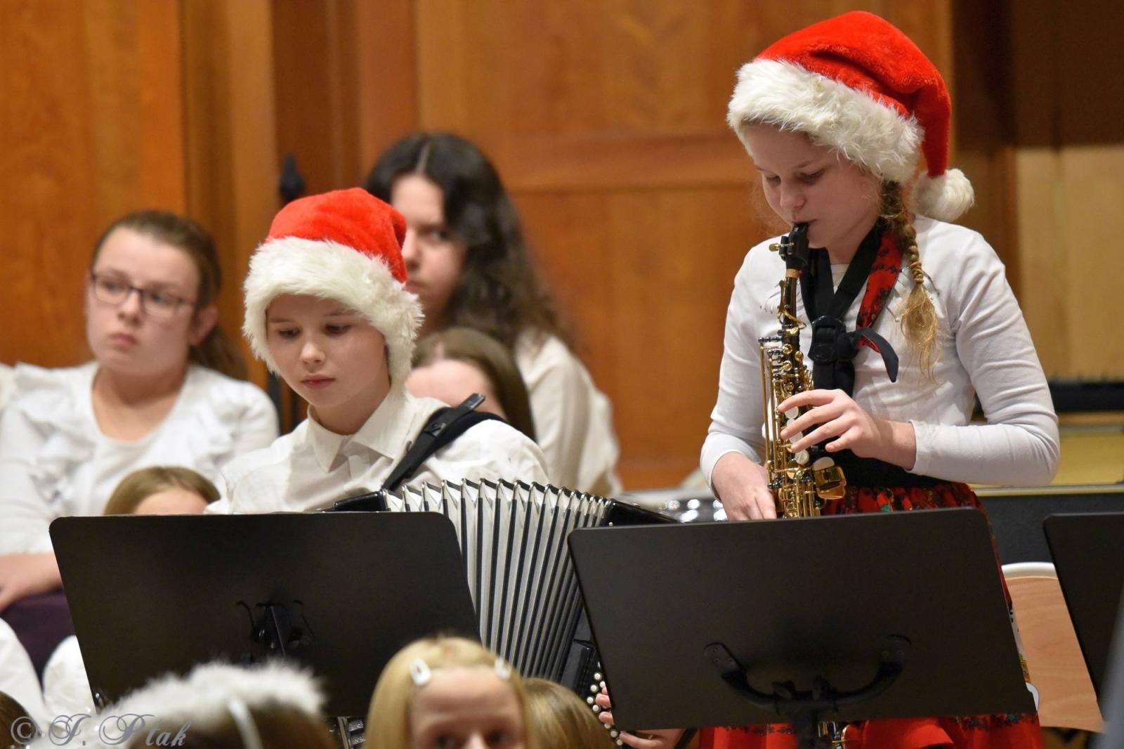 Zdjęcie w galerii na portalu naszraciborz.pl: Koncert kolędowy w raciborskiej szkole muzycznej [FOTO i WIDEO] wiadomości z regionu