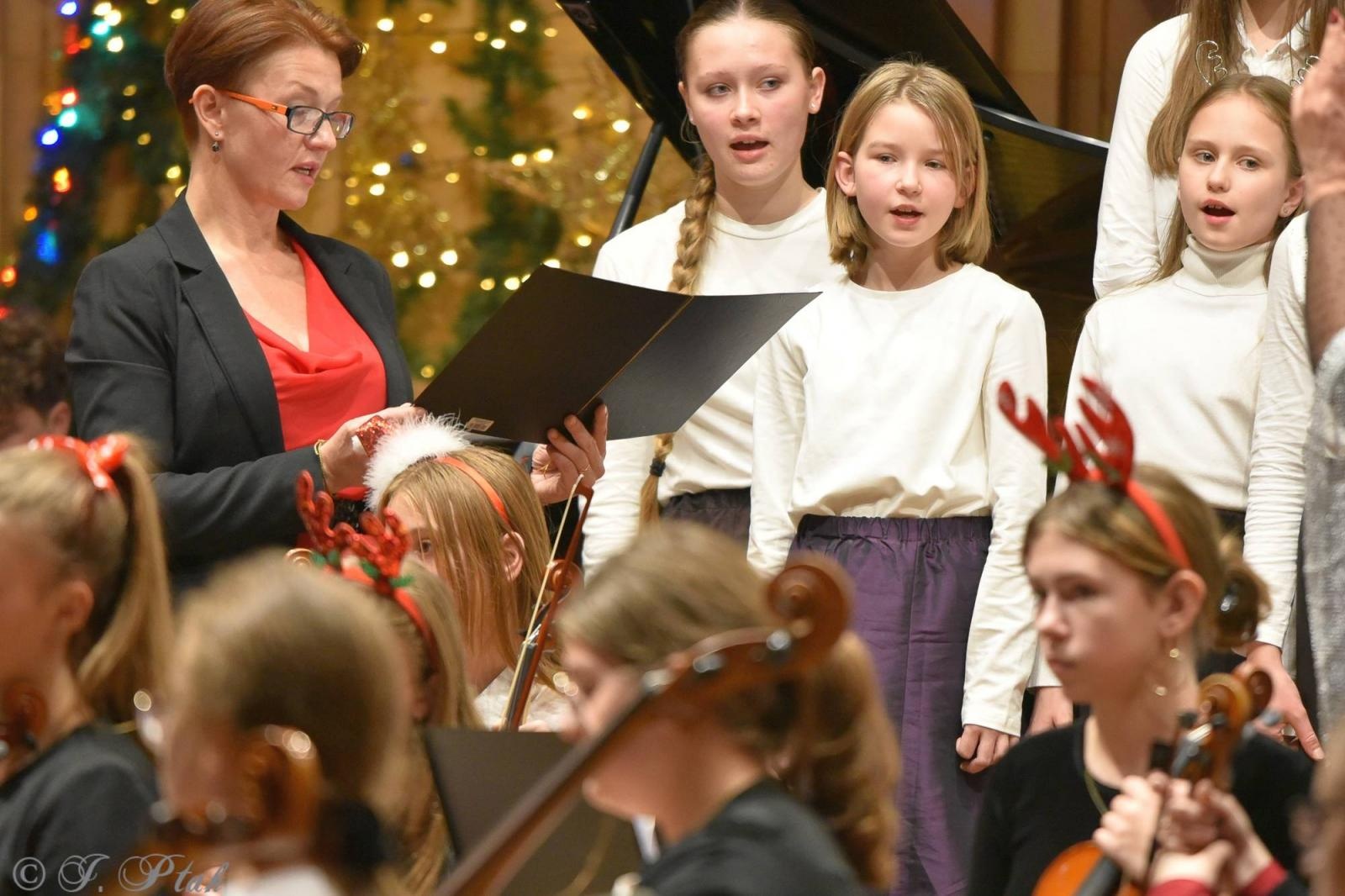 Zdjęcie w galerii na portalu naszraciborz.pl: Koncert kolędowy w raciborskiej szkole muzycznej [FOTO i WIDEO] wiadomości z regionu