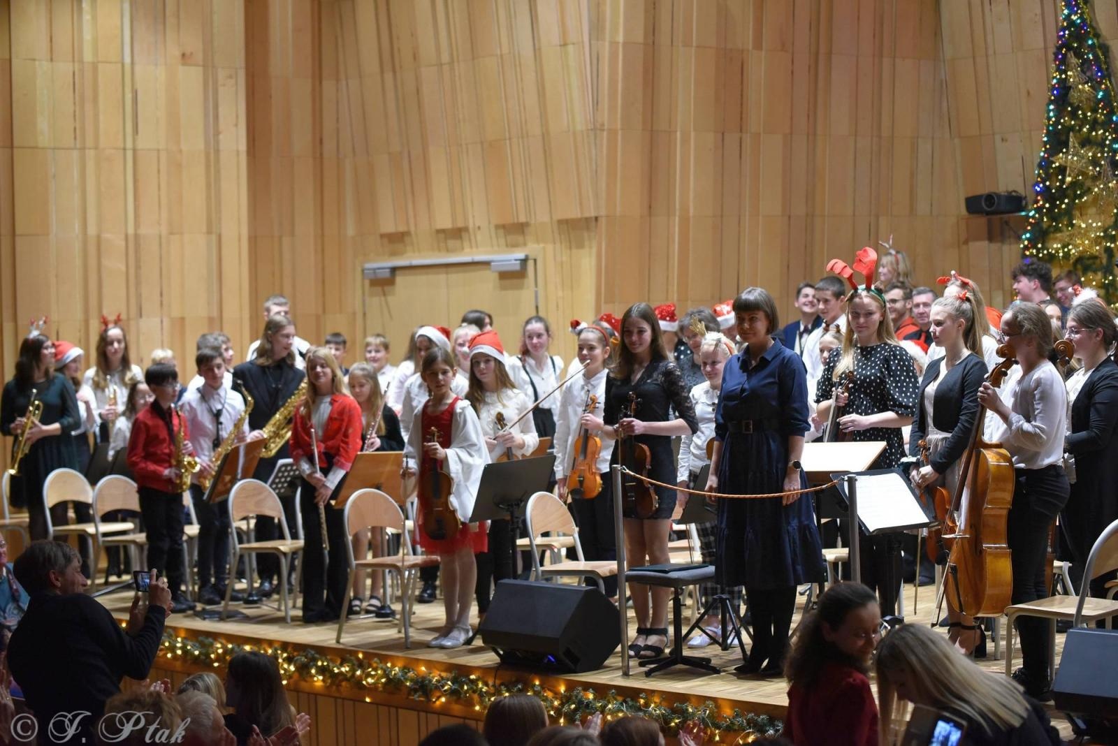 Zdjęcie w galerii na portalu naszraciborz.pl: Koncert kolędowy w raciborskiej szkole muzycznej [FOTO i WIDEO] wiadomości z regionu