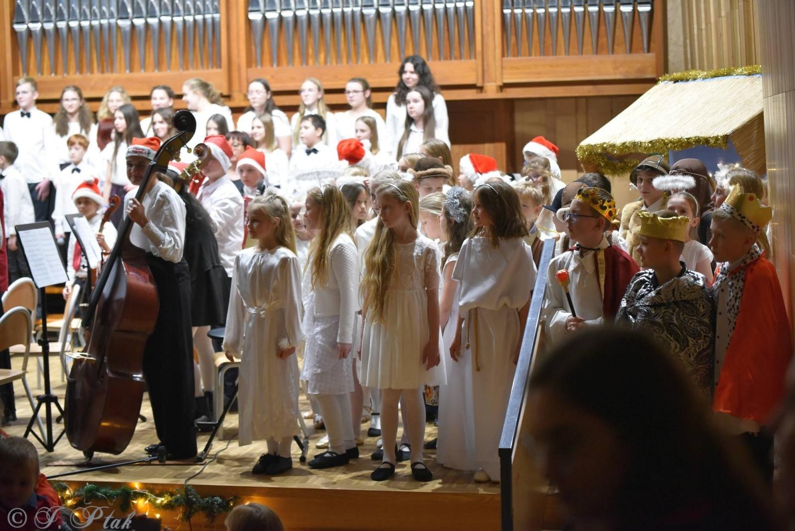 Zdjęcie w galerii na portalu naszraciborz.pl: Koncert kolędowy w raciborskiej szkole muzycznej [FOTO i WIDEO] wiadomości z regionu