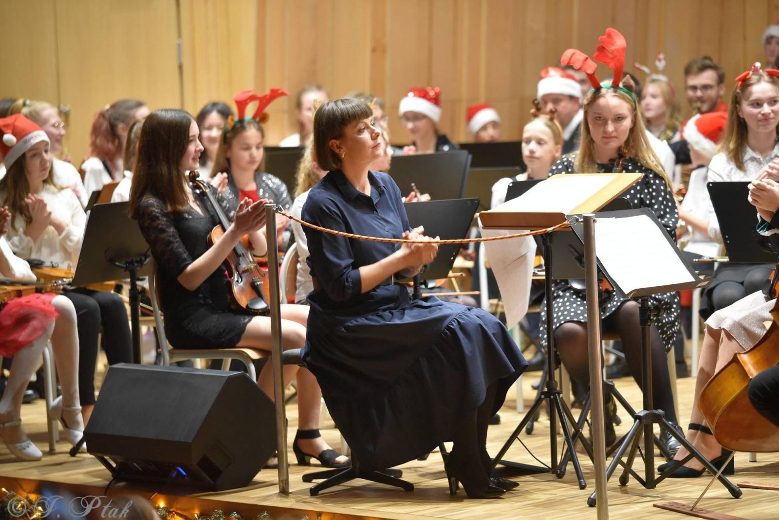 Zdjęcie w galerii na portalu naszraciborz.pl: Koncert kolędowy w raciborskiej szkole muzycznej [FOTO i WIDEO] wiadomości z regionu