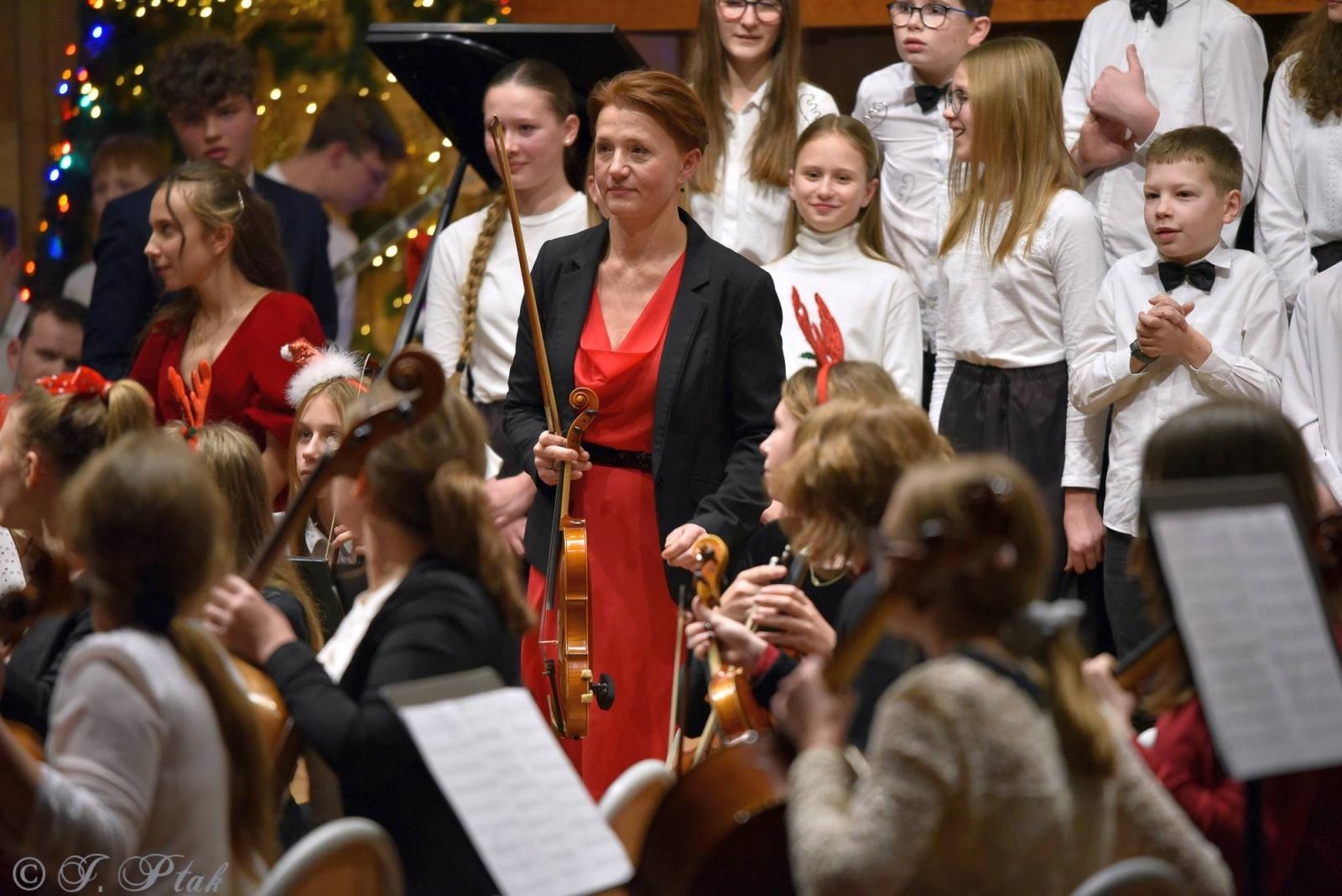 Zdjęcie w galerii na portalu naszraciborz.pl: Koncert kolędowy w raciborskiej szkole muzycznej [FOTO i WIDEO] wiadomości z regionu
