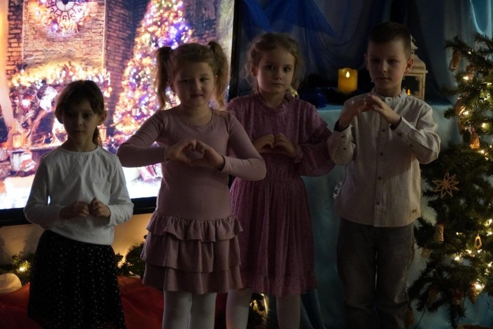 Zdjęcie w galerii na portalu naszraciborz.pl: W Przedszkolu nr 14 odbyły się piękne jasełka wiadomości z regionu