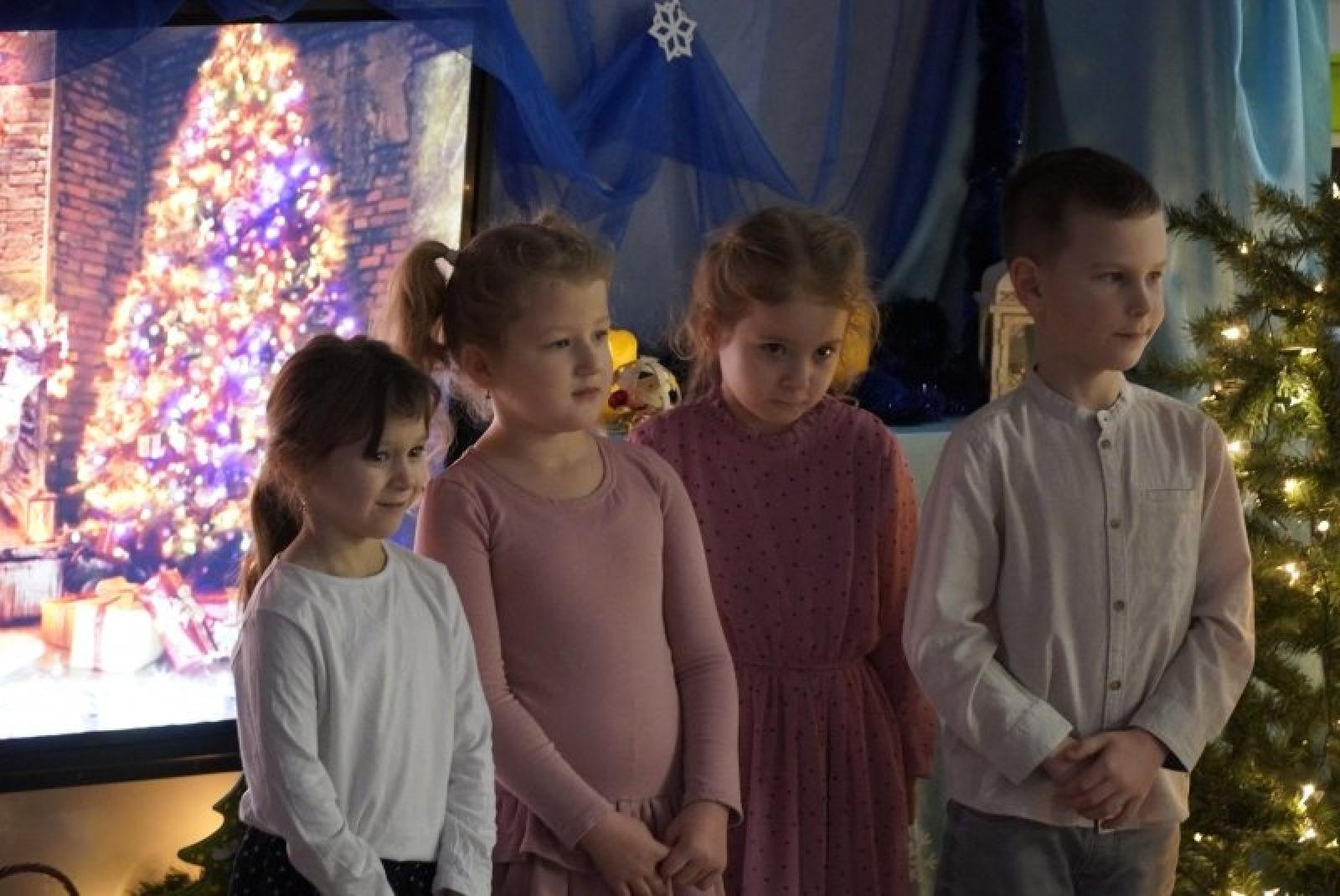 Zdjęcie w galerii na portalu naszraciborz.pl: W Przedszkolu nr 14 odbyły się piękne jasełka wiadomości z regionu