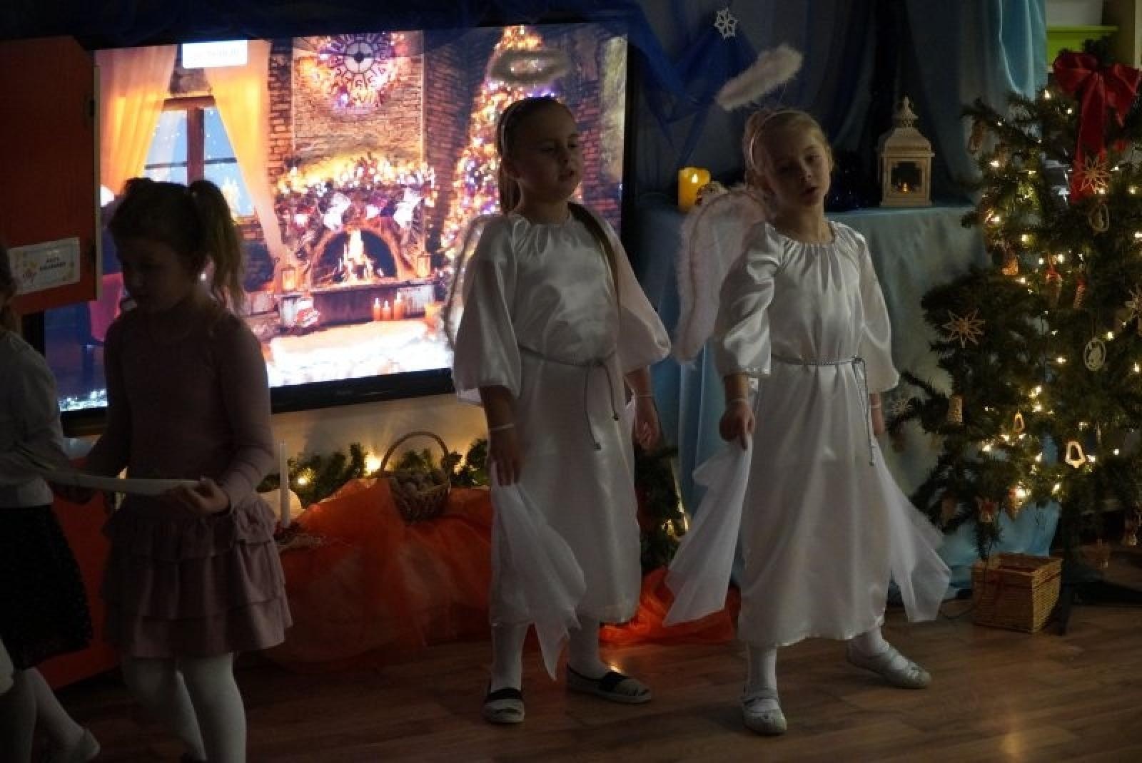 Zdjęcie w galerii na portalu naszraciborz.pl: W Przedszkolu nr 14 odbyły się piękne jasełka wiadomości z regionu