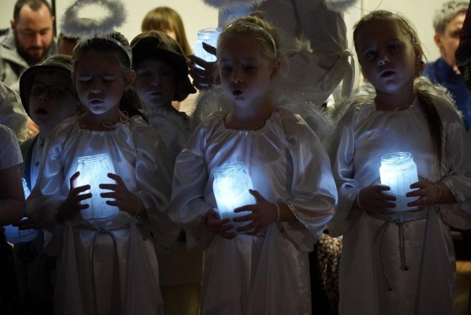 Zdjęcie w galerii na portalu naszraciborz.pl: W Przedszkolu nr 14 odbyły się piękne jasełka wiadomości z regionu