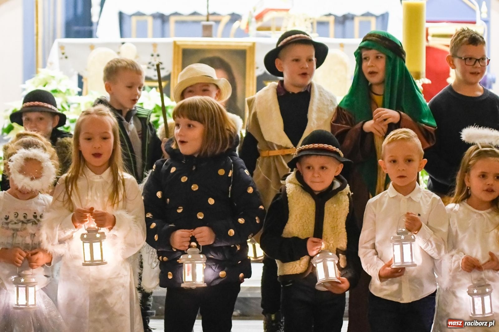 Zdjęcie w galerii na portalu naszraciborz.pl: Najpiękniejsze kolędy i pastorałki wybrzmiały w brzeskiej świątyni wiadomości z regionu