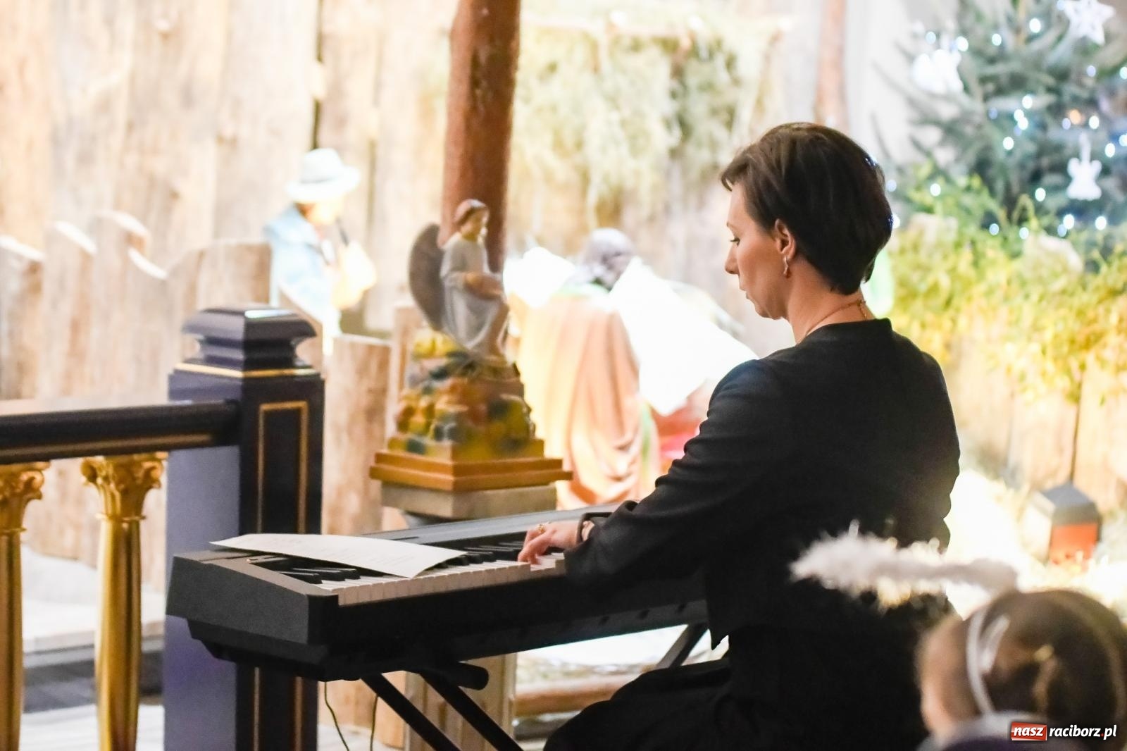 Zdjęcie w galerii na portalu naszraciborz.pl: Najpiękniejsze kolędy i pastorałki wybrzmiały w brzeskiej świątyni wiadomości z regionu