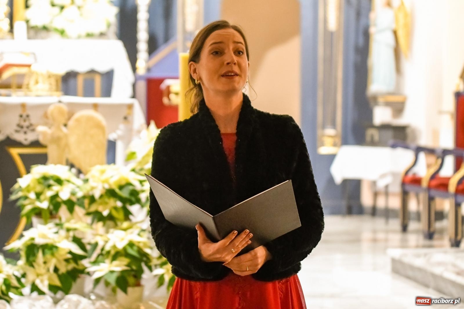 Zdjęcie w galerii na portalu naszraciborz.pl: Najpiękniejsze kolędy i pastorałki wybrzmiały w brzeskiej świątyni wiadomości z regionu