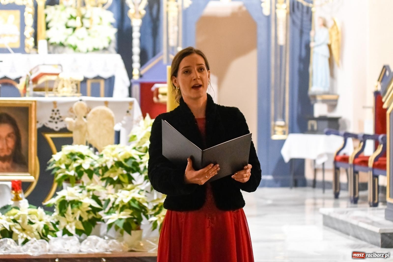 Zdjęcie w galerii na portalu naszraciborz.pl: Najpiękniejsze kolędy i pastorałki wybrzmiały w brzeskiej świątyni wiadomości z regionu