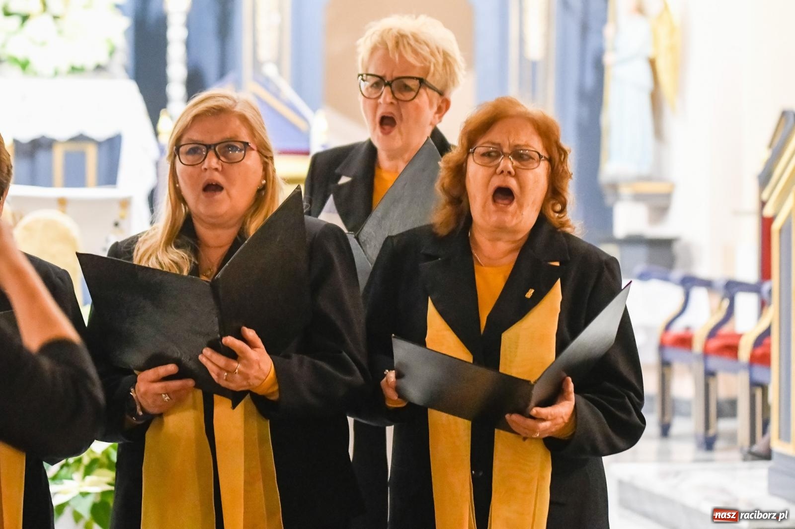 Zdjęcie w galerii na portalu naszraciborz.pl: Najpiękniejsze kolędy i pastorałki wybrzmiały w brzeskiej świątyni wiadomości z regionu