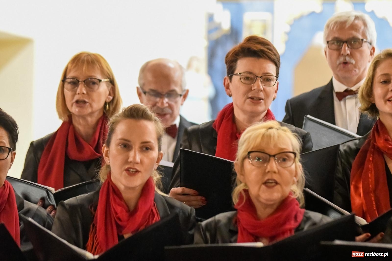 Zdjęcie w galerii na portalu naszraciborz.pl: Najpiękniejsze kolędy i pastorałki wybrzmiały w brzeskiej świątyni wiadomości z regionu