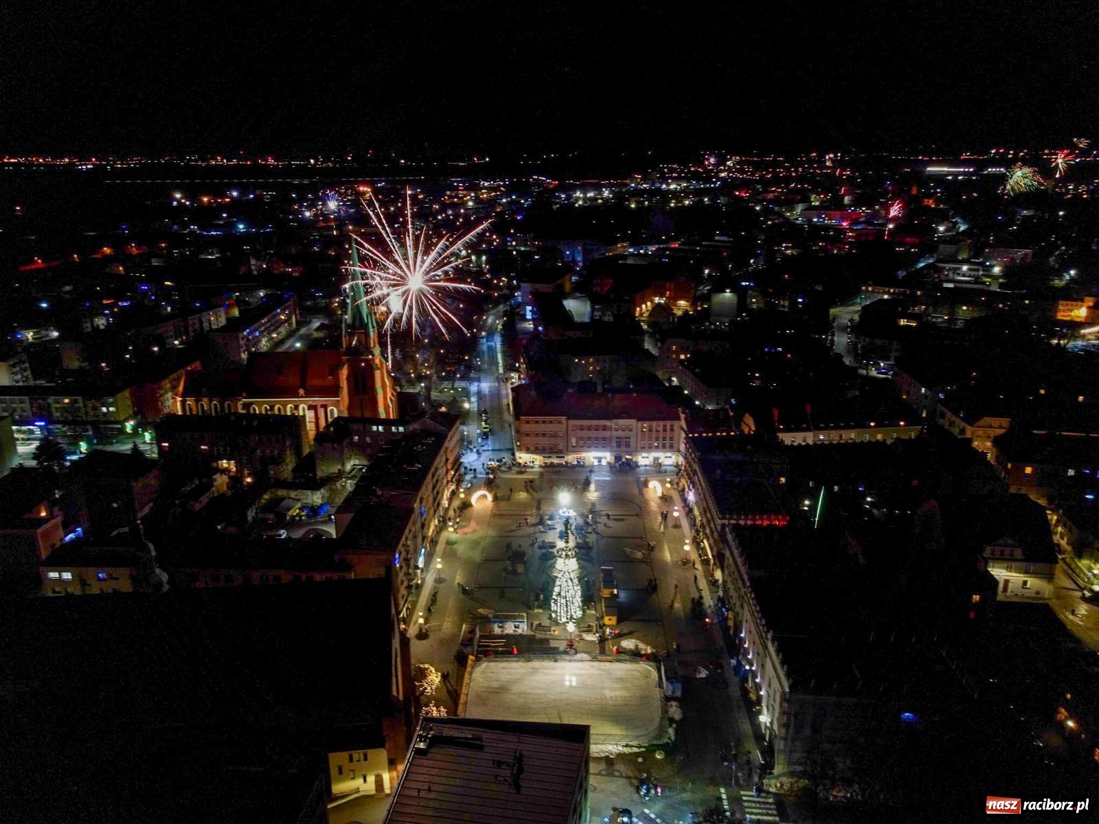 Zdjęcie w galerii na portalu naszraciborz.pl: Racibórz powitał nowy rok 2023 [FOTO i WIDEO] wiadomości z regionu