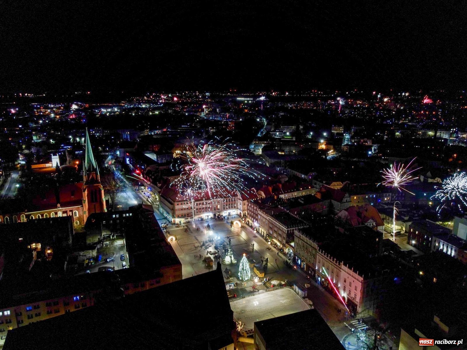 Zdjęcie w galerii na portalu naszraciborz.pl: Racibórz powitał nowy rok 2023 [FOTO i WIDEO] wiadomości z regionu