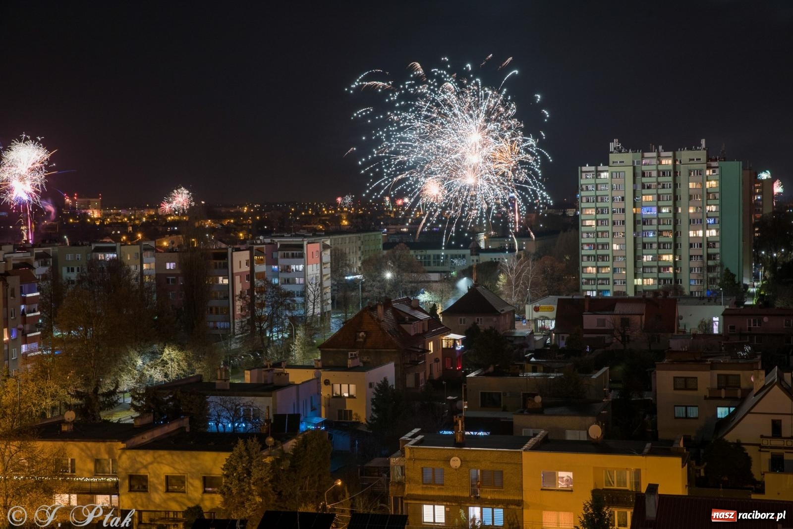 Zdjęcie w galerii na portalu naszraciborz.pl: Racibórz powitał nowy rok 2023 [FOTO i WIDEO] wiadomości z regionu