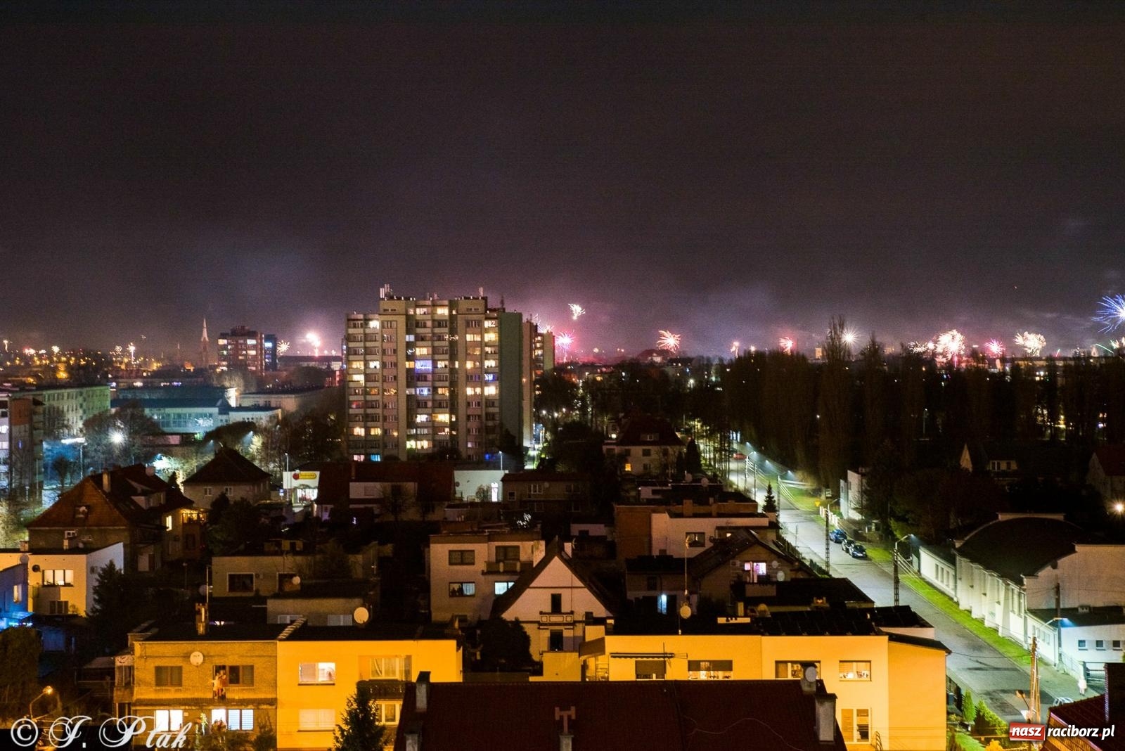 Zdjęcie w galerii na portalu naszraciborz.pl: Racibórz powitał nowy rok 2023 [FOTO i WIDEO] wiadomości z regionu