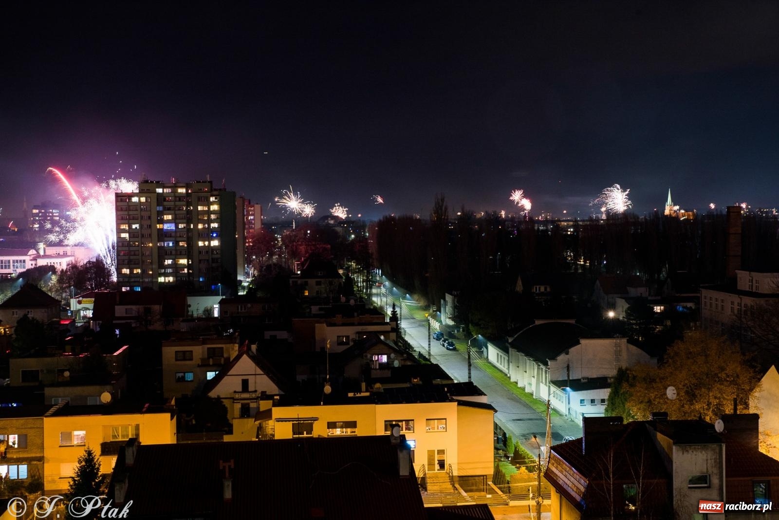 Zdjęcie w galerii na portalu naszraciborz.pl: Racibórz powitał nowy rok 2023 [FOTO i WIDEO] wiadomości z regionu
